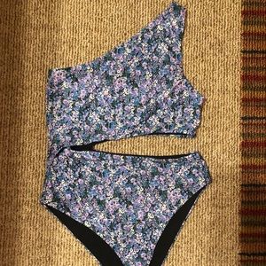 NWOT Beach Riot Celine One Piece